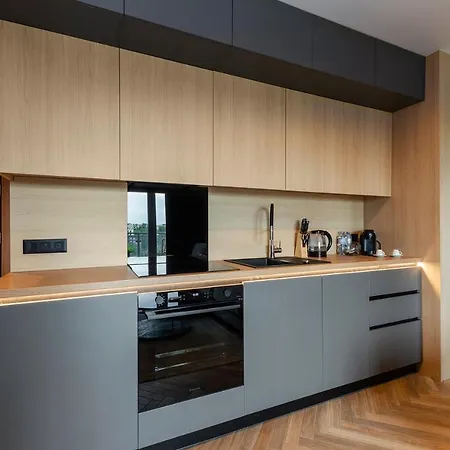 Sky Home- Wood Penthouse -manufaktura, Parking, Klimatyzacja, Dostep Na Kod Łódź