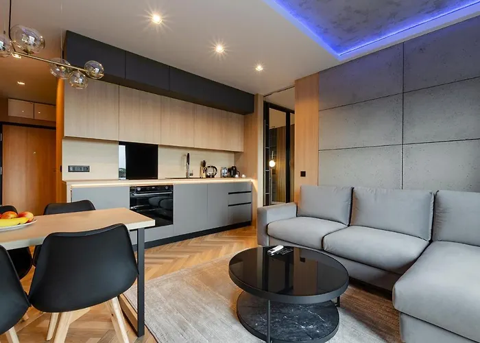 Sky Home- Wood Penthouse -manufaktura, Parking, Klimatyzacja, Dostep Na Kod * Λοτζ