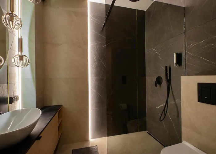 Sky Home- Wood Penthouse -manufaktura, Parking, Klimatyzacja, Dostep Na Kod