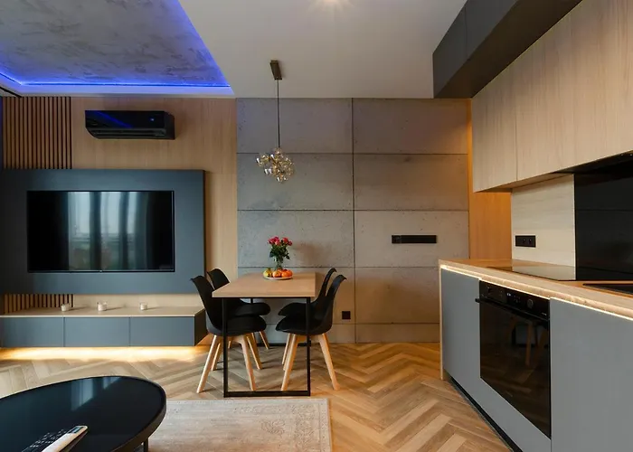 Sky Home- Wood Penthouse -manufaktura, Parking, Klimatyzacja, Dostep Na Kod * Λοτζ