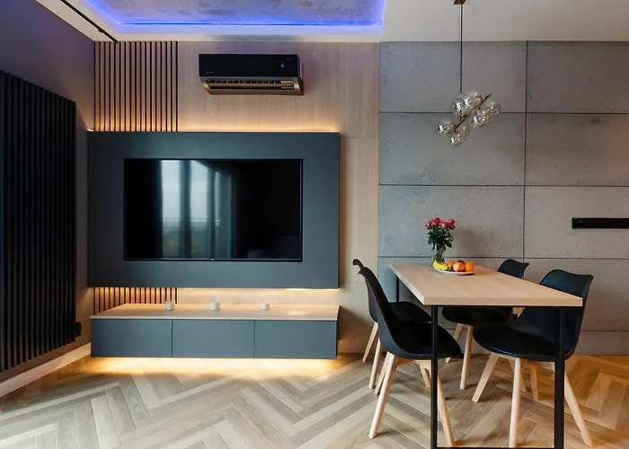 شقة Sky Home- Wood Penthouse -manufaktura, Parking, Klimatyzacja, Dostep Na Kod *